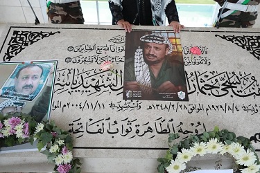 Dokumen Inggris Ungkap Bush Perintahkan CIA Untuk 'Mengganti' Arafat Selama Intifada Ked